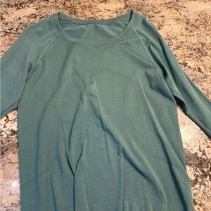 Lululemon Athletica Teal Long Sleeve Top